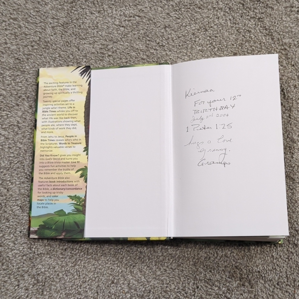 NIV Adventure Bible - Picture 3 of 11